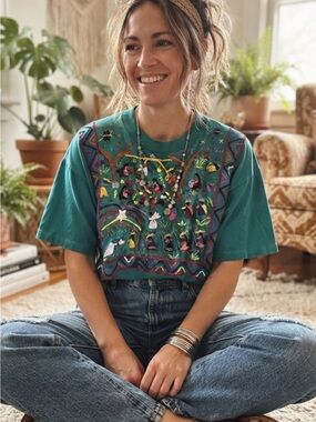 🌸Vintage 90s Boho Embroidered Teal T-Shirt XL Feliz Navidad Folk Art